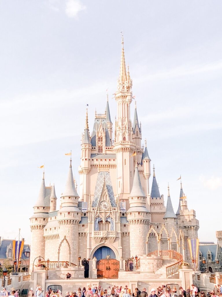 A Complete guide to bringing your toddler to Disney World