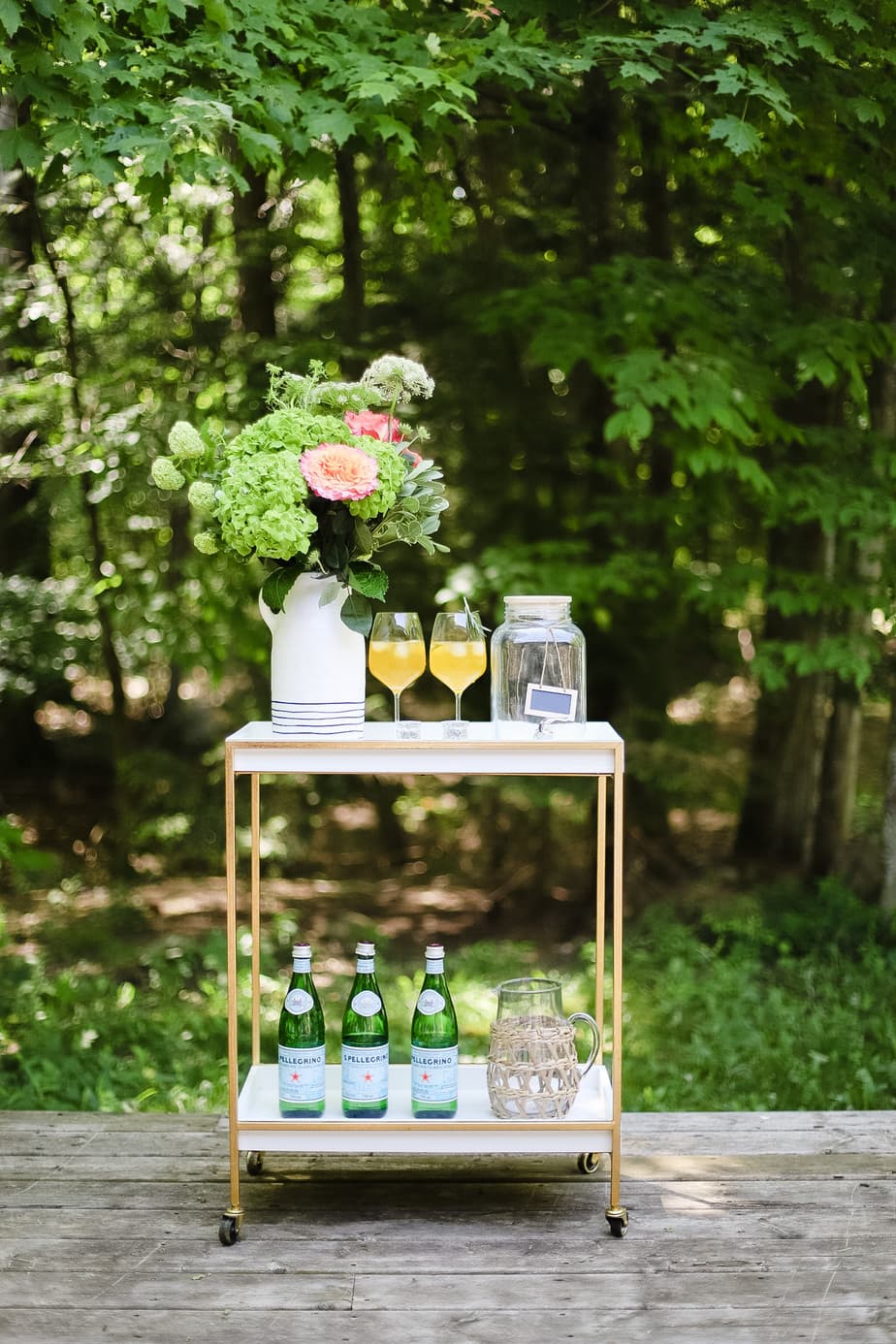 8 Fun Non-Alcoholic Bar Cart Ideas to try this Summer!