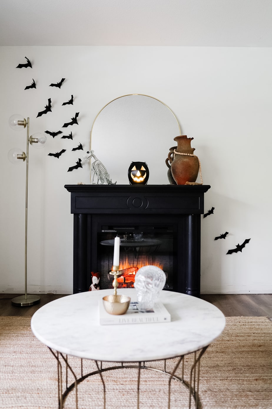 Halloween Decorations: DIY Paper Bats