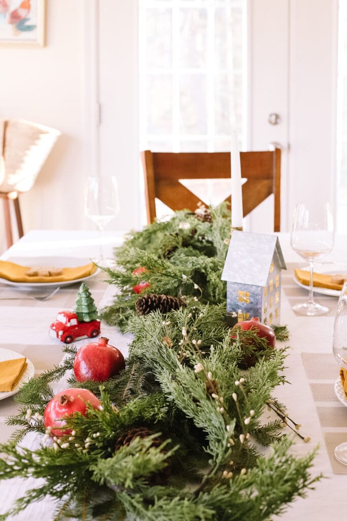 How to find and style Christmas Table Decor on a Budget