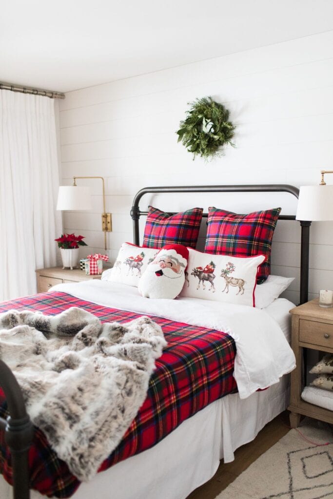 Christmas Decorating ideas for the bedroom