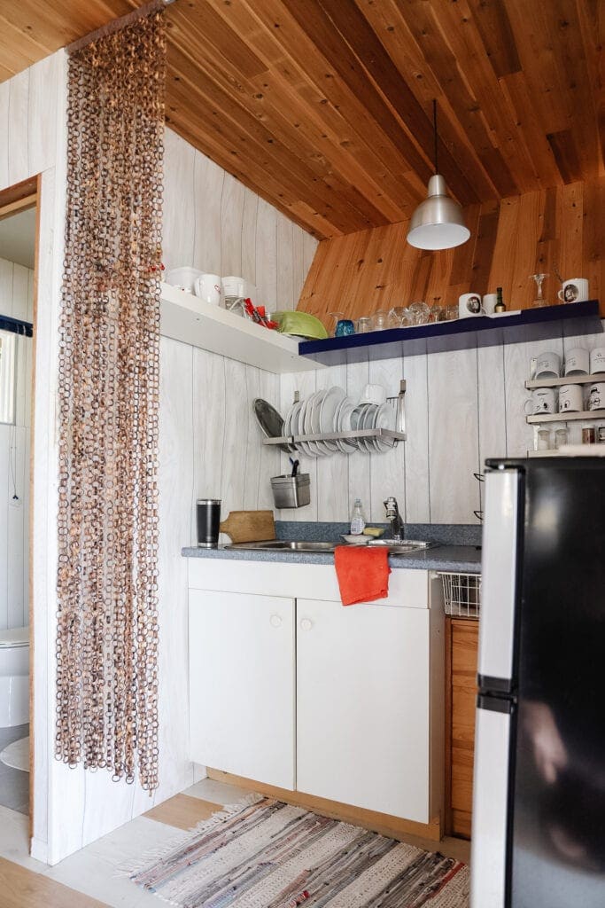 cabin kitchen, cottage kitchen, 