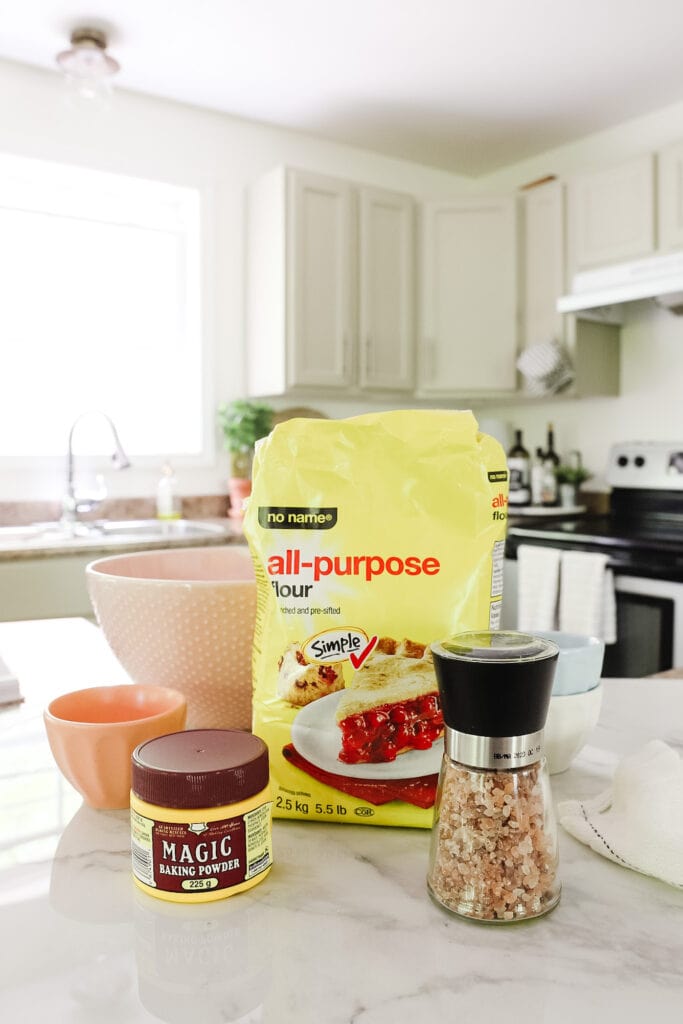 ingredients for a fried bannock recipe