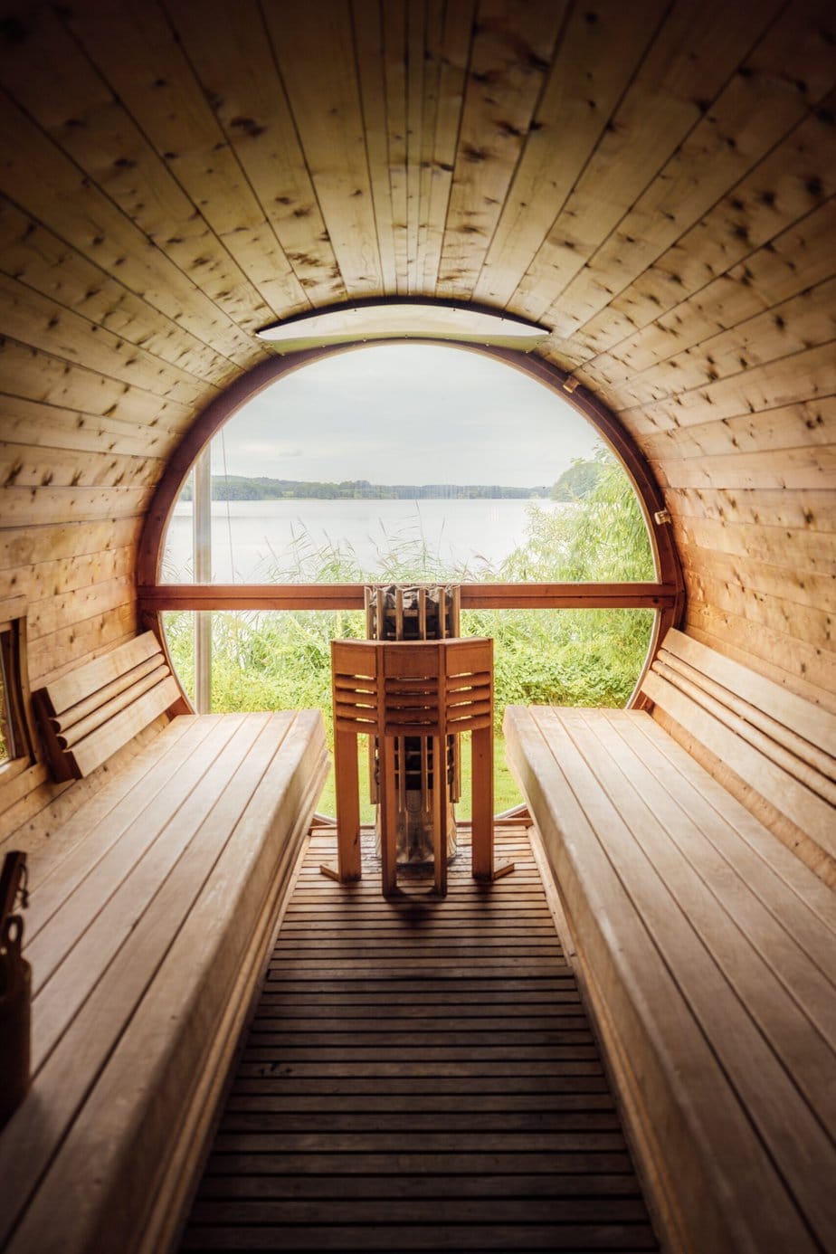A Buyer’s Guide to The Best Outdoor Sauna